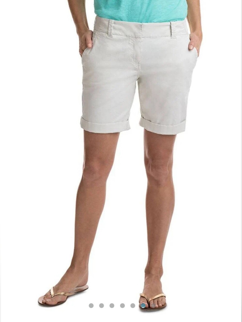 Vineyard Vines Women's Solid 9-Inch Everyday Shorts